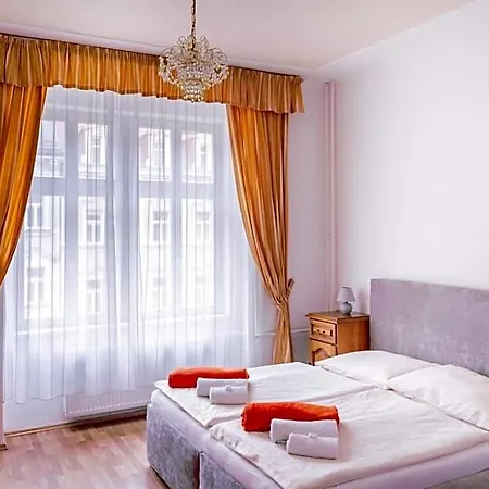 Praga Szálloda